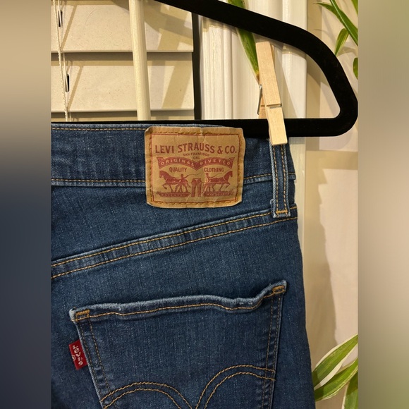 Levi’s Mile High Super Skinny Jeans - Picture 6 of 9